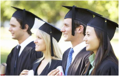 通知：2022年英国中学奖学金考试时间已公布！