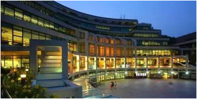 香港教育大学